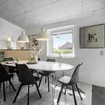3 Bedroom In Holiday home *