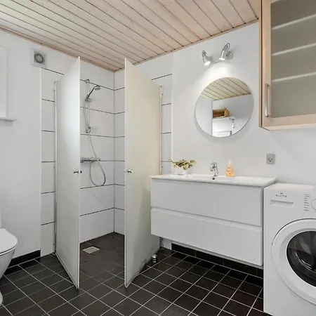 3 Bedroom In *